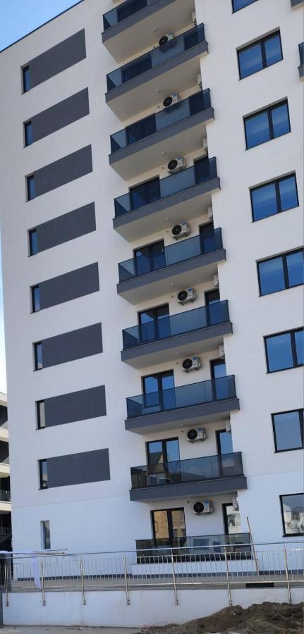 Primavera Pipera Plaza - B&B
