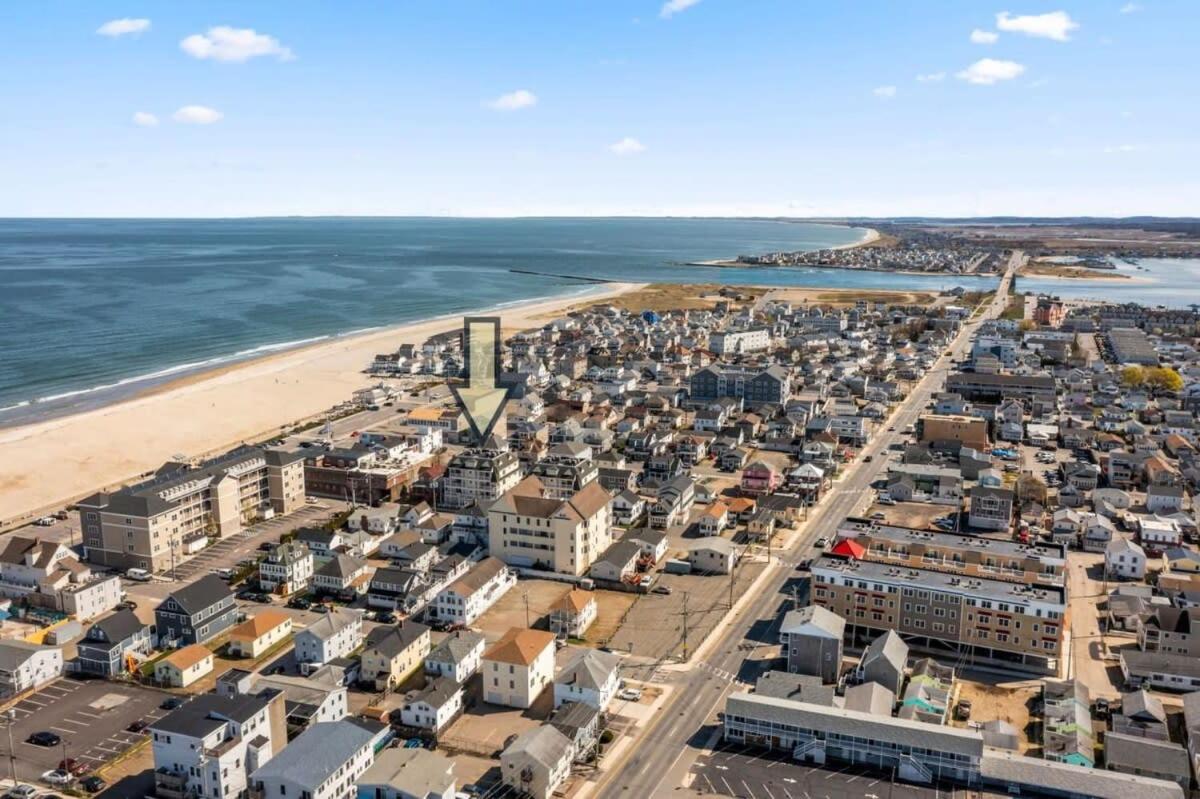 Ocean Views Balcony K Street Penthouse #5 - B&B Hampton