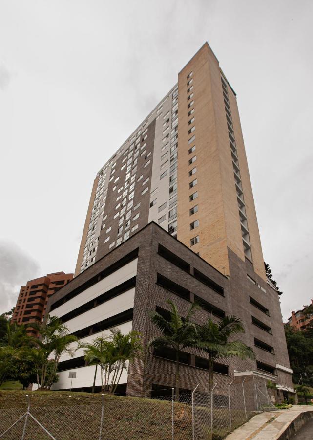 Stylish Suite in El Poblado, Near Provenza! - Chambres d’hôtes Medellín