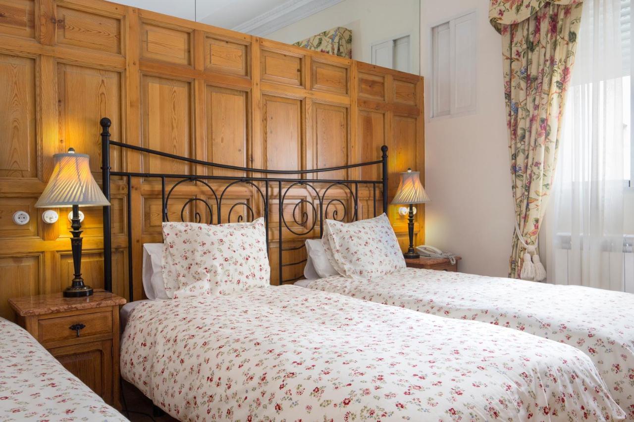 Triple Room with Extra Bed