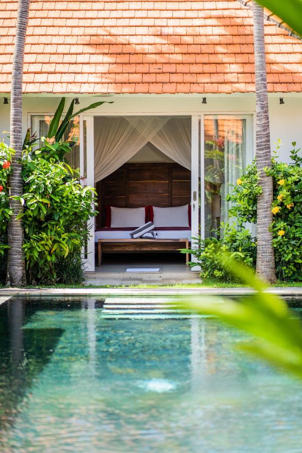 Villa Maxceo - 3BR Poolvilla near the beach - Ferienwohnung Canggu