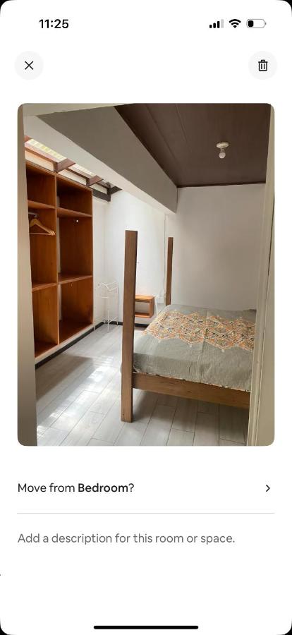 Private room in a spacious apartment - B&B Puerto Viejo