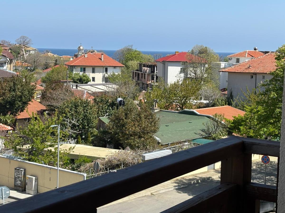 Cherno More Apartment - B&B Ahtopol