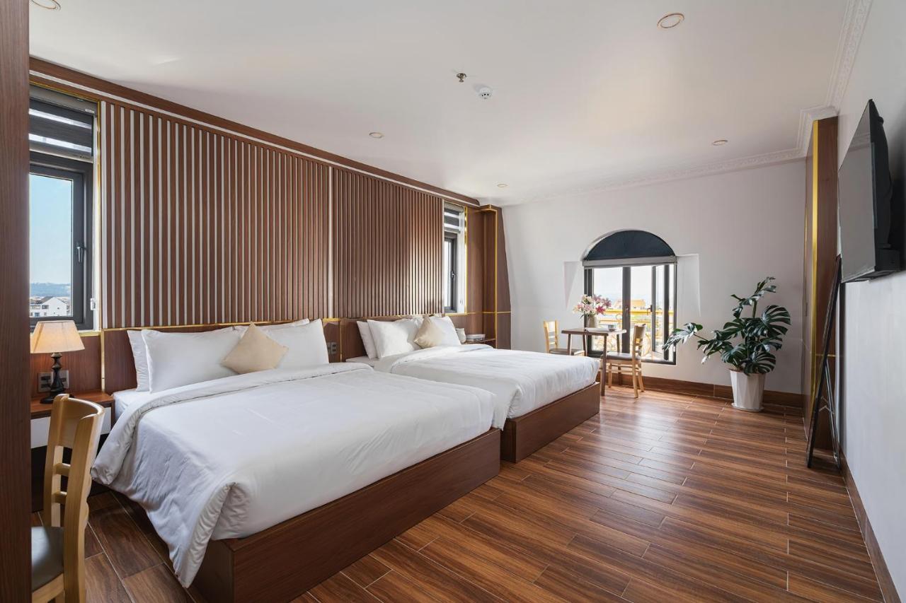 Quadruple Room with Balcony