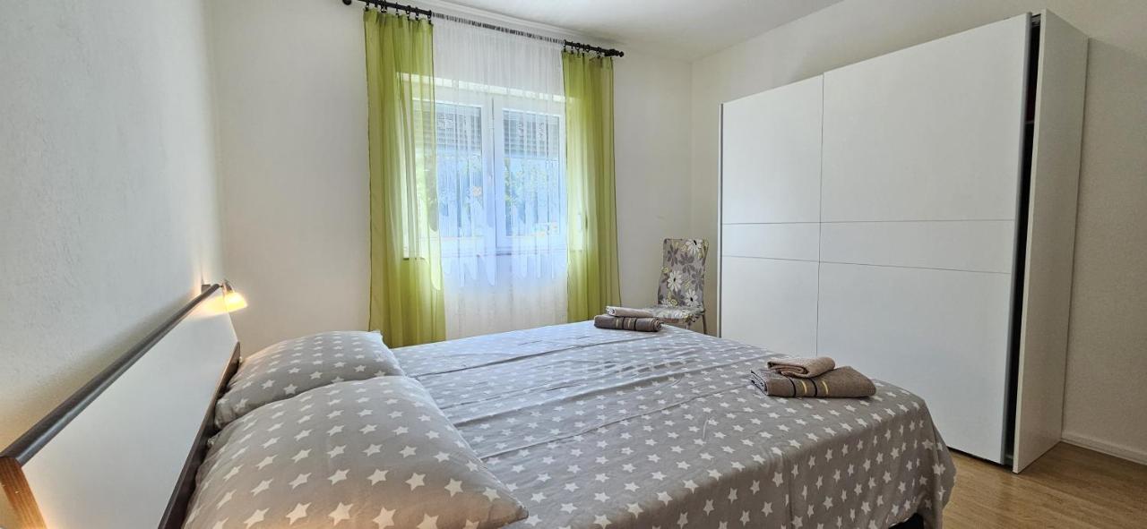 Apartment mit Gartenblick