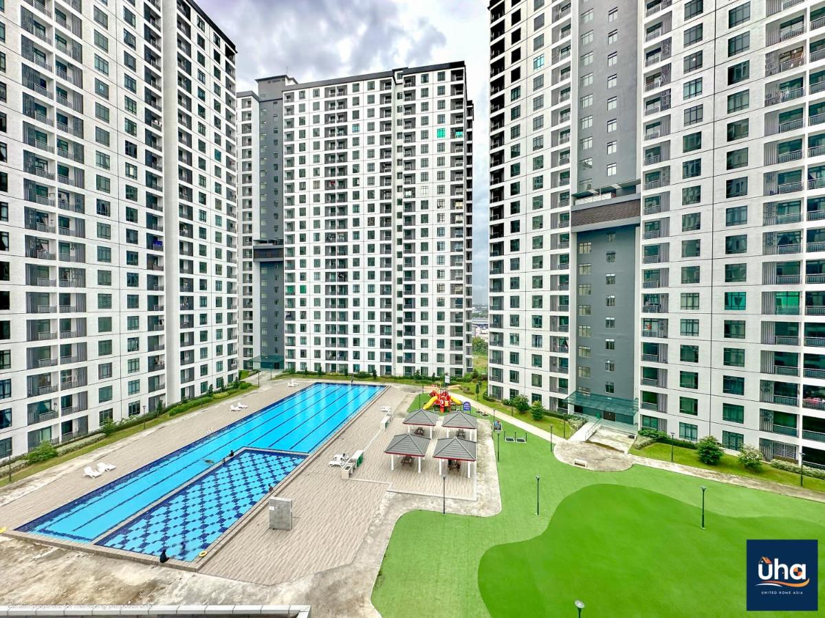 Three-Bedroom Apartment Suite