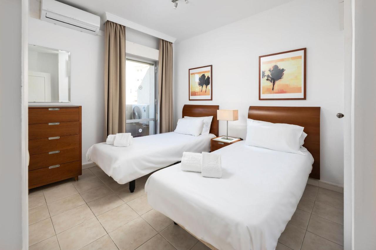 Appartement - Vue sur Piscine 