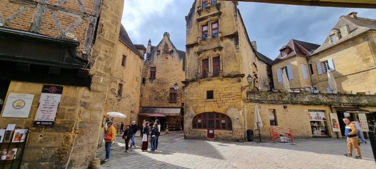 Le TOURNY-Studio cosy avec ascenseur- Sarlat - Coeur cité médiévale - Chambres d’hôtes Sarlat-la-Canéda