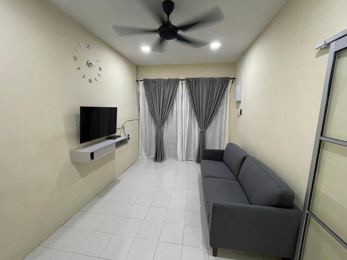 Qisa Guesthouse 03 - B&B Arau