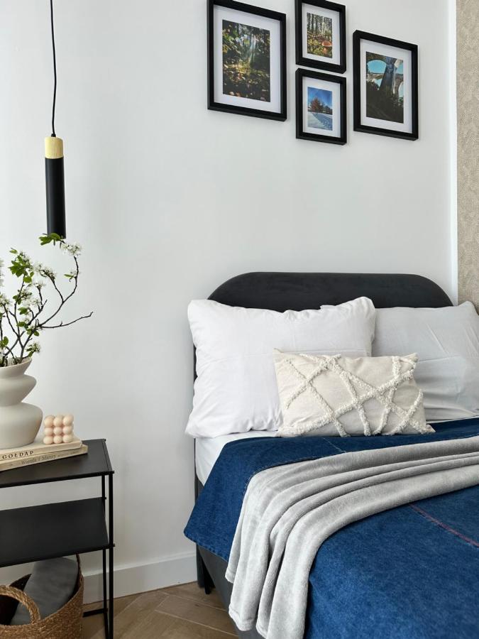 Apartament Żeromskiego Centrum Wysoki standard Samodzielne wejście - B&B