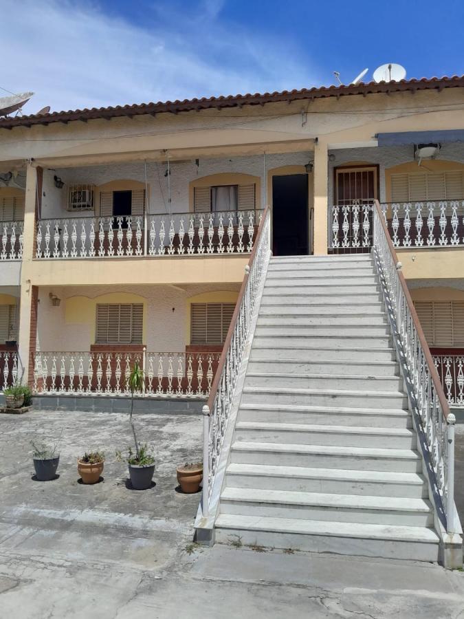Amplo APT próximo a lagoa/centro - B&B