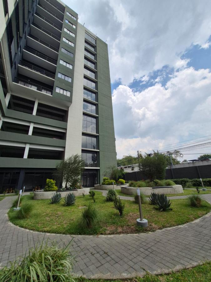 Apartment with an excellent location in the city of San Salvador - Ferienwohnung