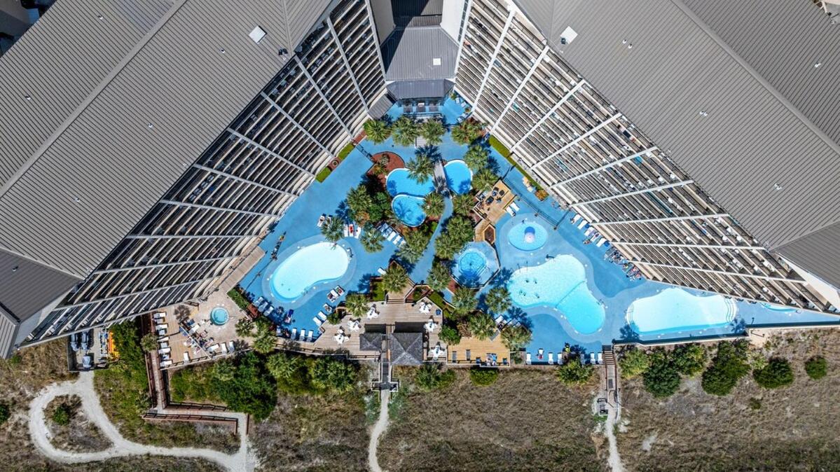 1 BR King Oceanfront with Premier Location & Stunning Views at Beach Cove Resort - B&B Myrtle Beach