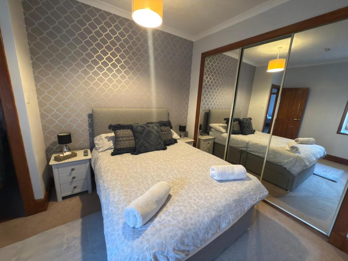 Newly Refurbished 2 Bedroom flat on NC500 route - B&B Wick