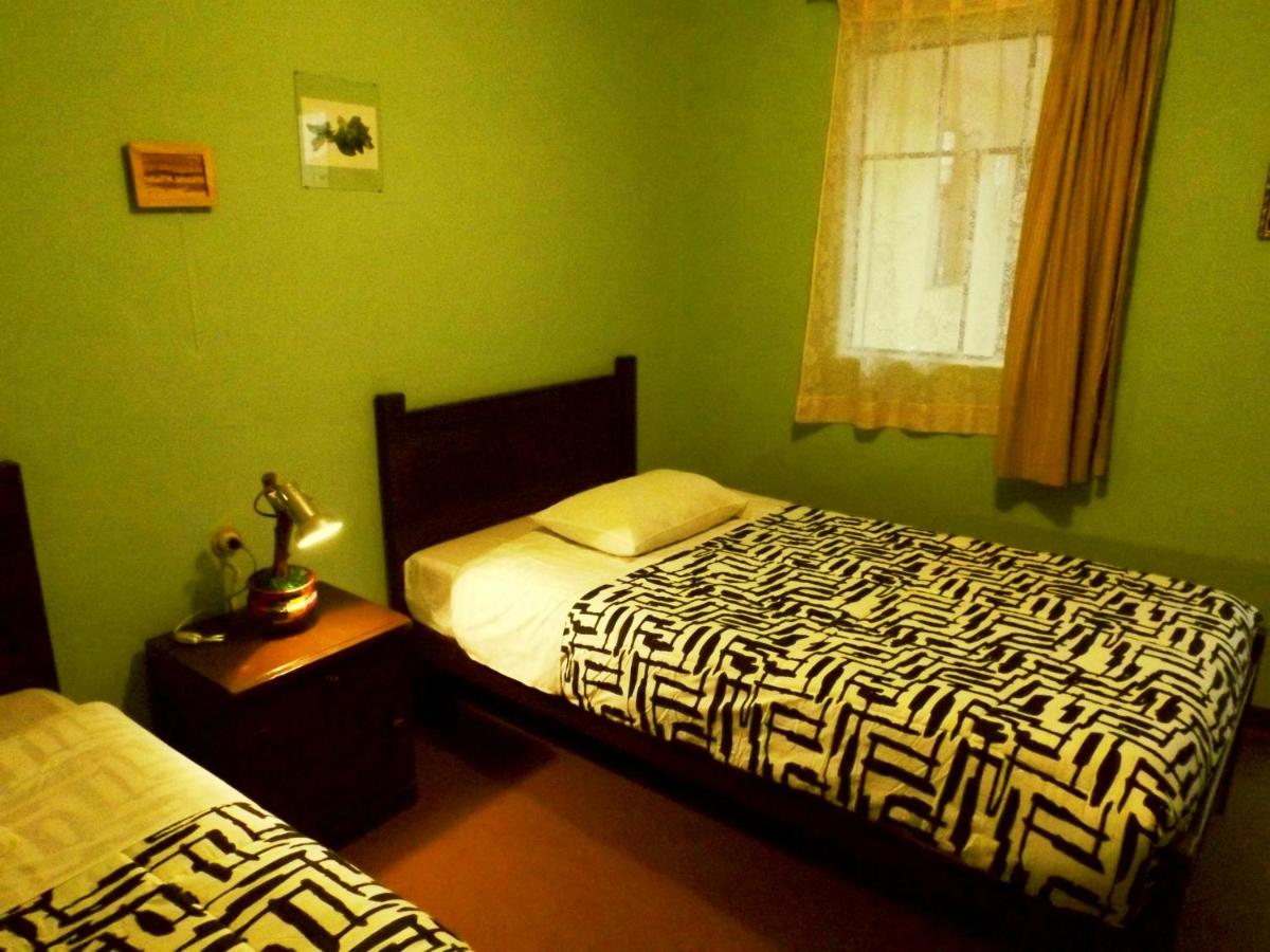 Zweibettzimmer mit Gemeinschaftsbad