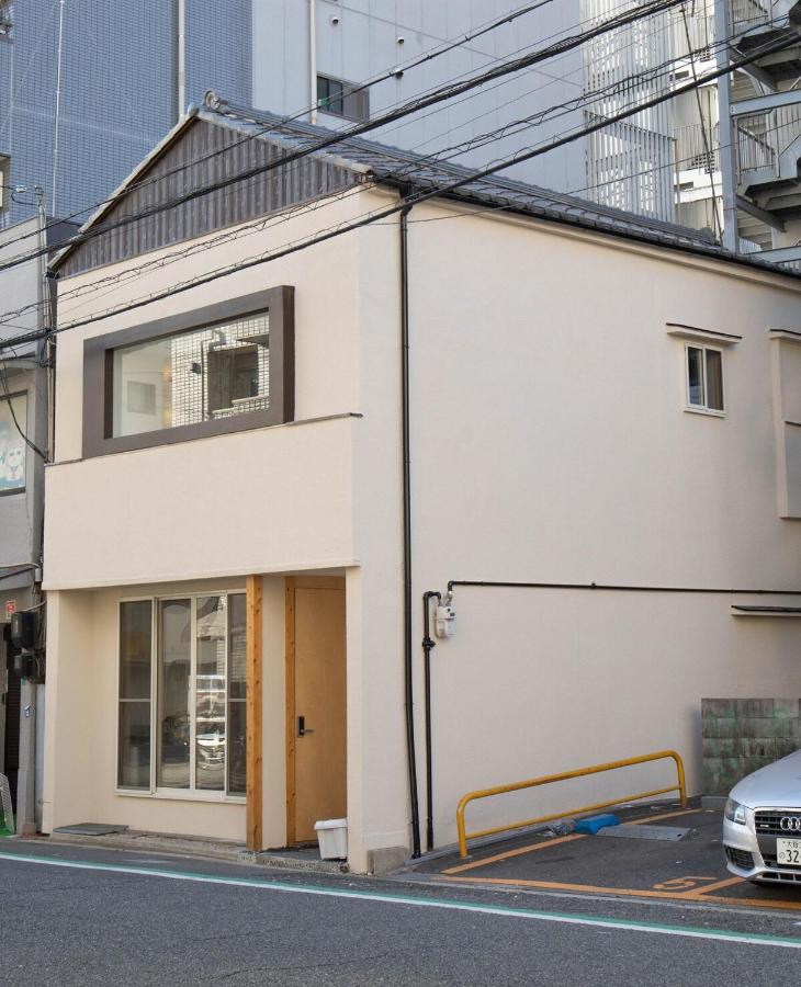 Osaka Shinsaibashi Dotonbori Namba Tongtiange Garden Villa - B&B Osaka