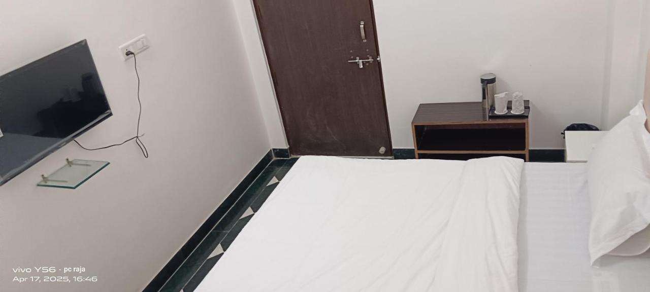 Camera Matrimoniale Budget