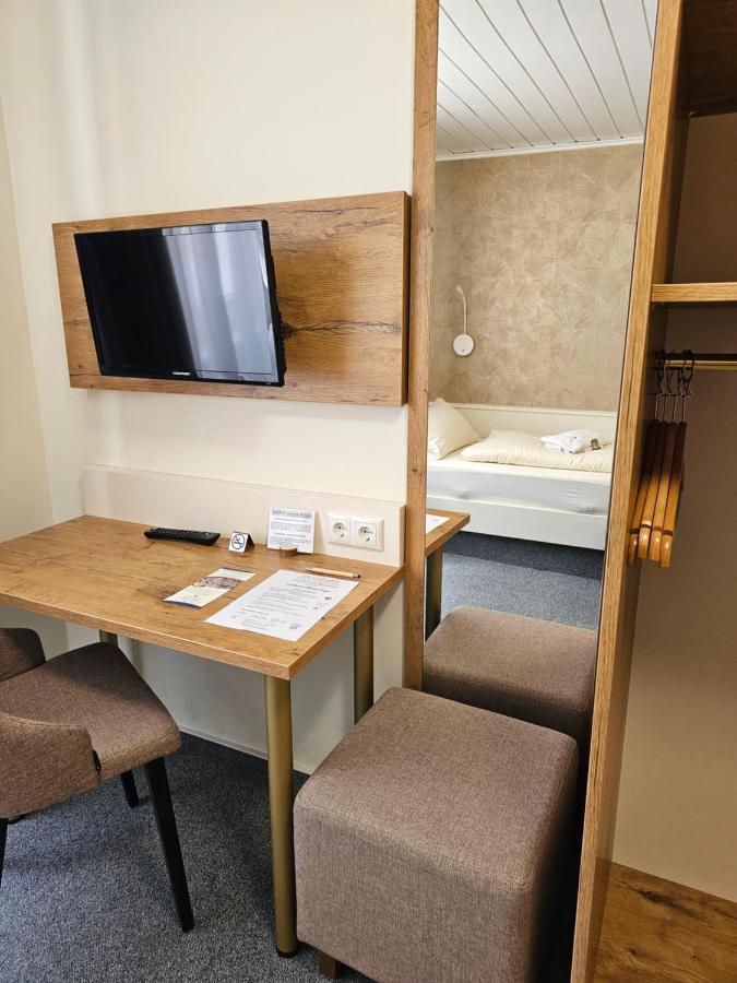 Twin Room with Private External Bathroom