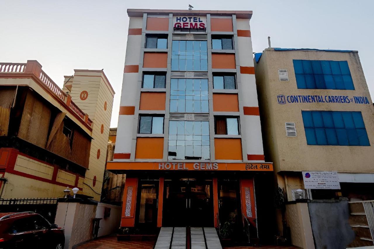 Stay Retreats at Gems - Nr APMC, Vashi - Chambres d’hôtes