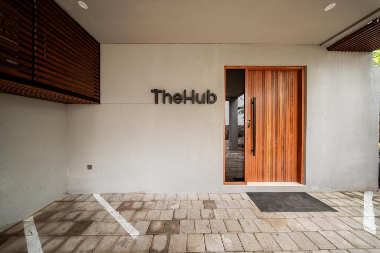 TheHub Pererenan Coworking, Pool and Rooftop - B&B Canggu