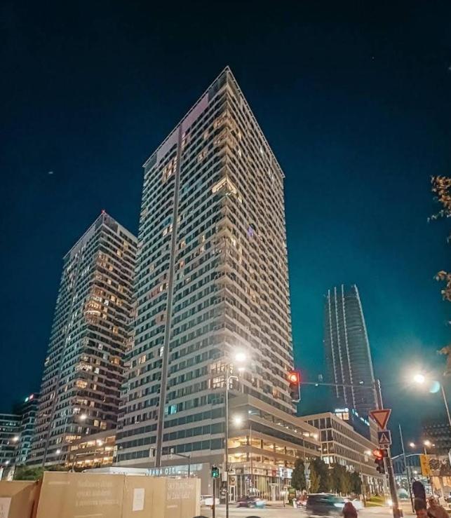 SKAU Panorama Family & Business Apartment City View Free Parking - B&B