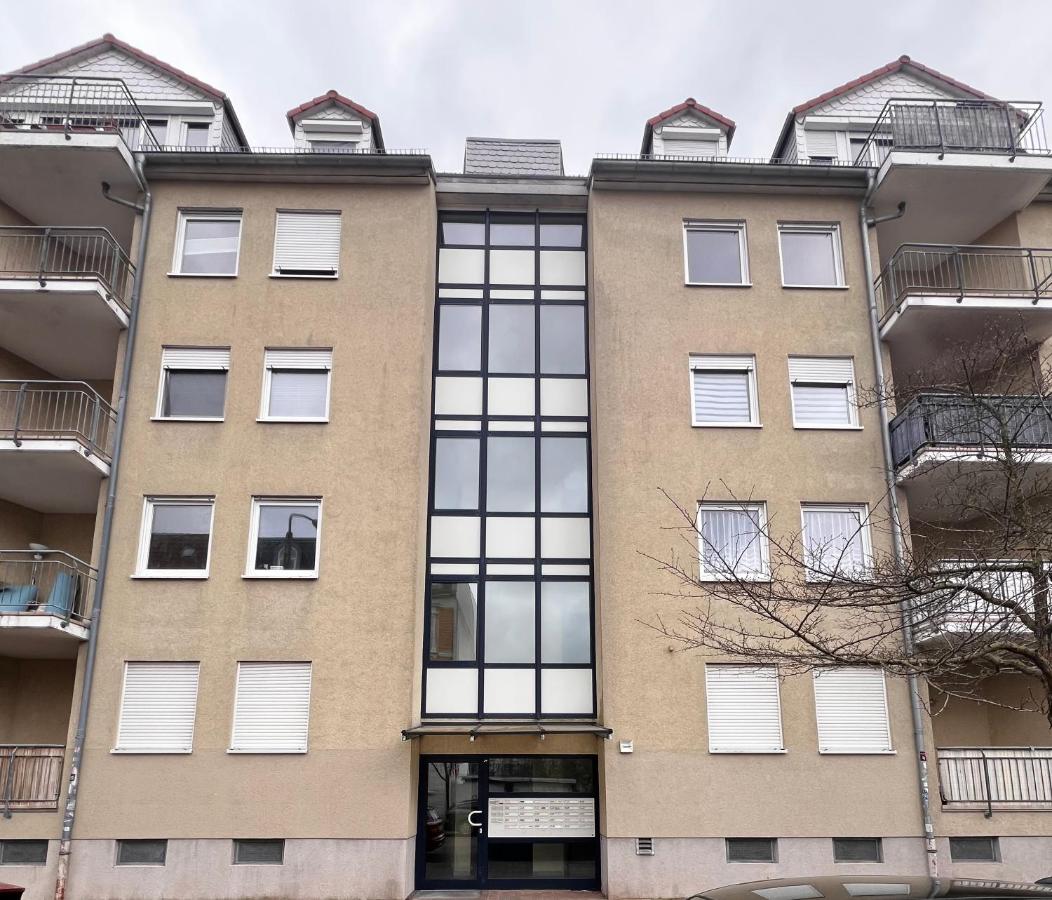 City-View Studio with Balcony, Dessau - B&B