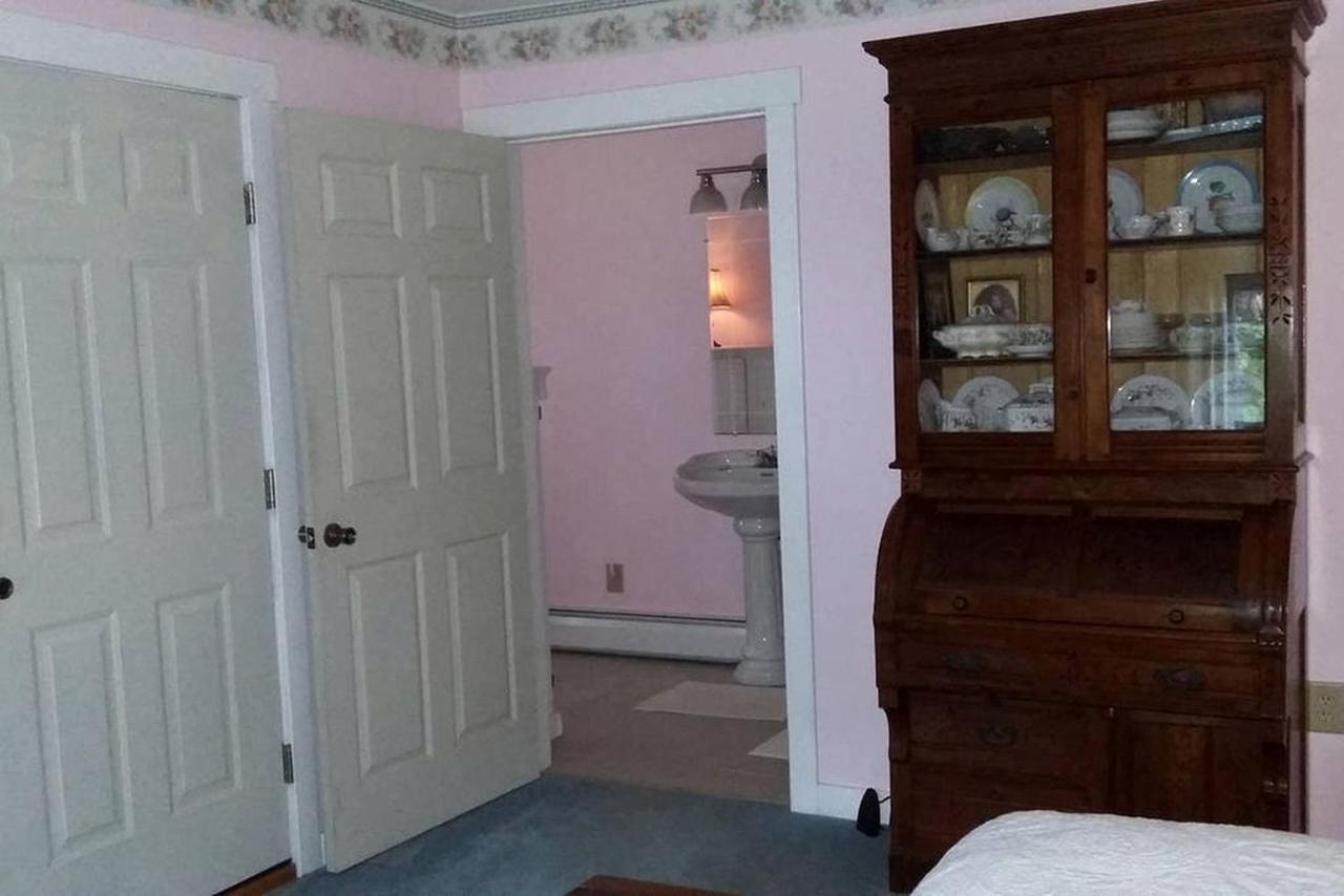 Romantic Room Rental on a Lovely Farm near Hillsboro, Ohio - Chambres d'hôtes Leesburg