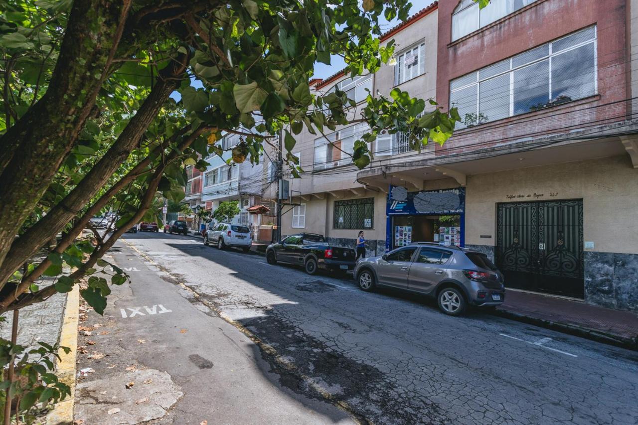 Apto bem equipado c WiFi,lareira e boa localizacao - B&B Teresópolis