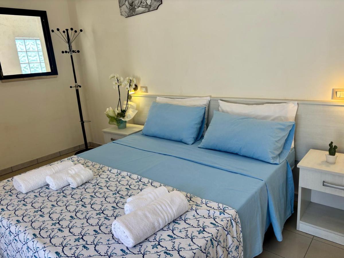 Appartamento Monolocale con 1 Letto Matrimoniale