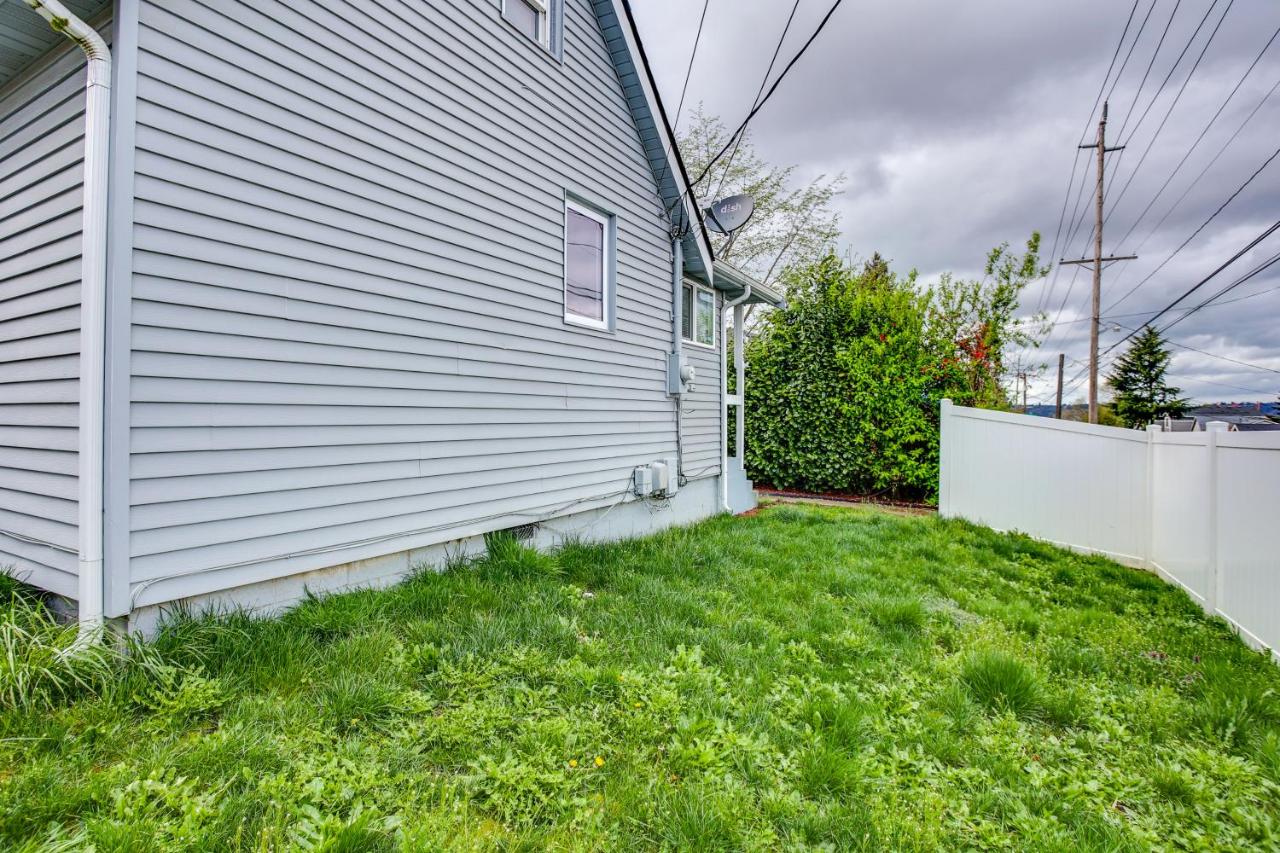 3 Mi to Dtwn Tacoma: Pet-Friendly Home - Chambres d'hôtes Tacoma