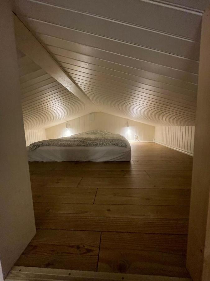 Stuga ,nära centrum och tågstation - B&B Falkenberg