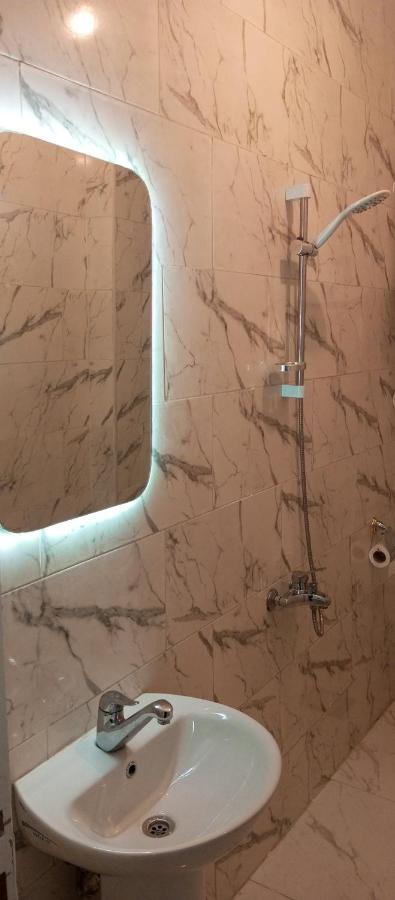 Hk pyramids inn - B&B Cairo