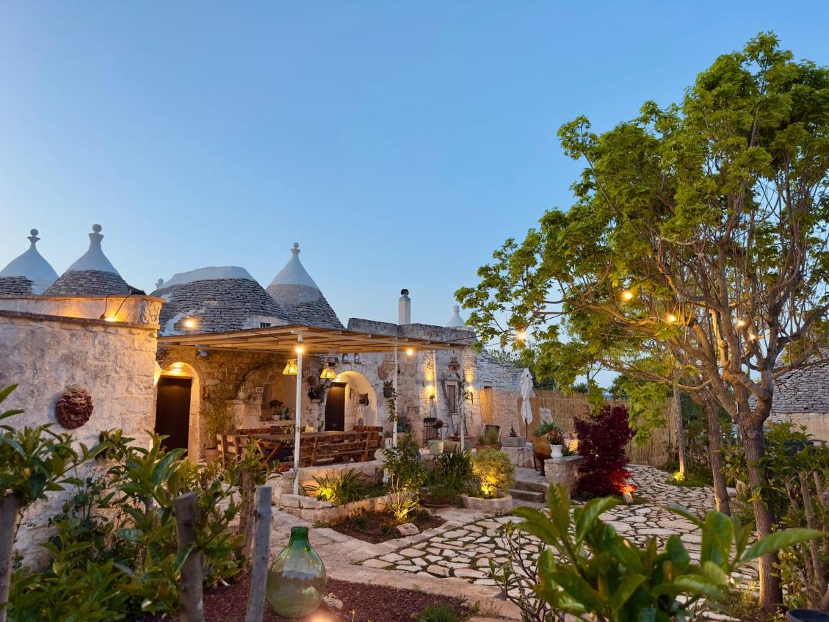 Sto al Trullo - Historic Trullo with Private Jacuzzi and Sauna - B&B Martina Franca
