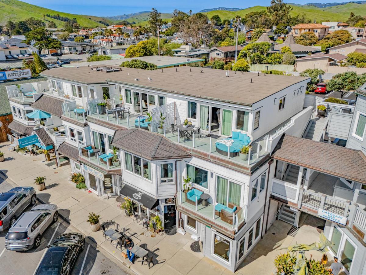 The Cayucan Bungalows by AvantStay Pet-Friendly Getaway Steps from Cayucos State Beach - B&B Cayucos