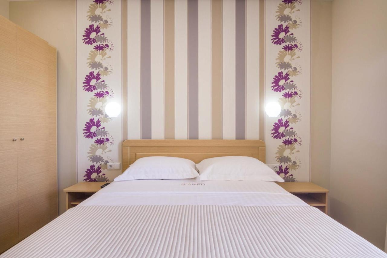 Studio with Sea View (3 Adults)