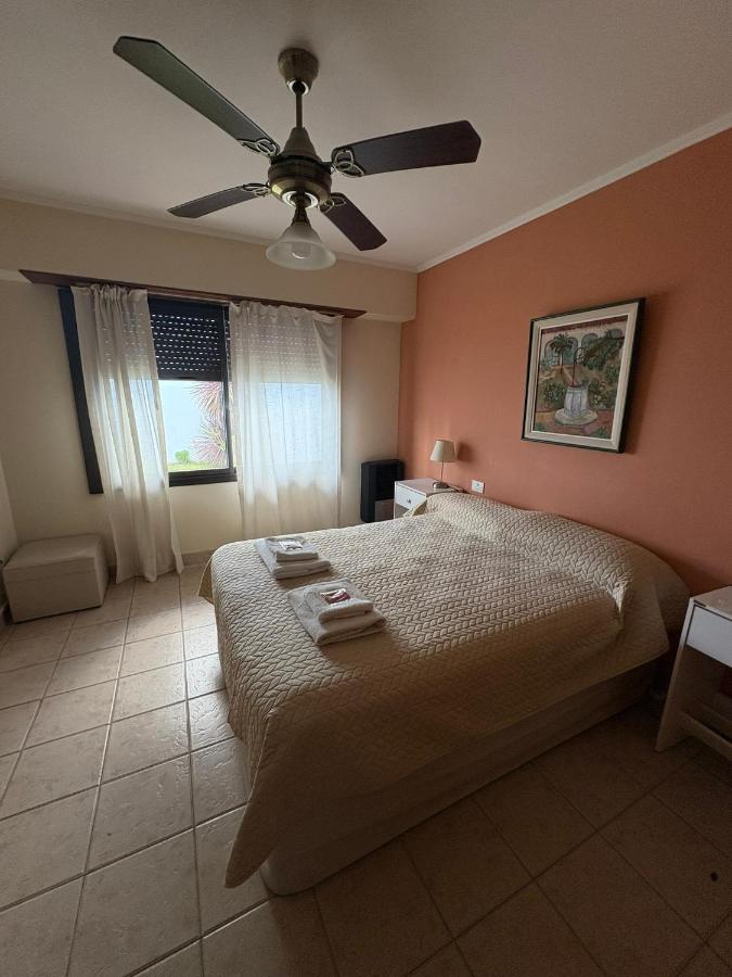 Departamento a 200 mts de la laguna - B&B Chascomús