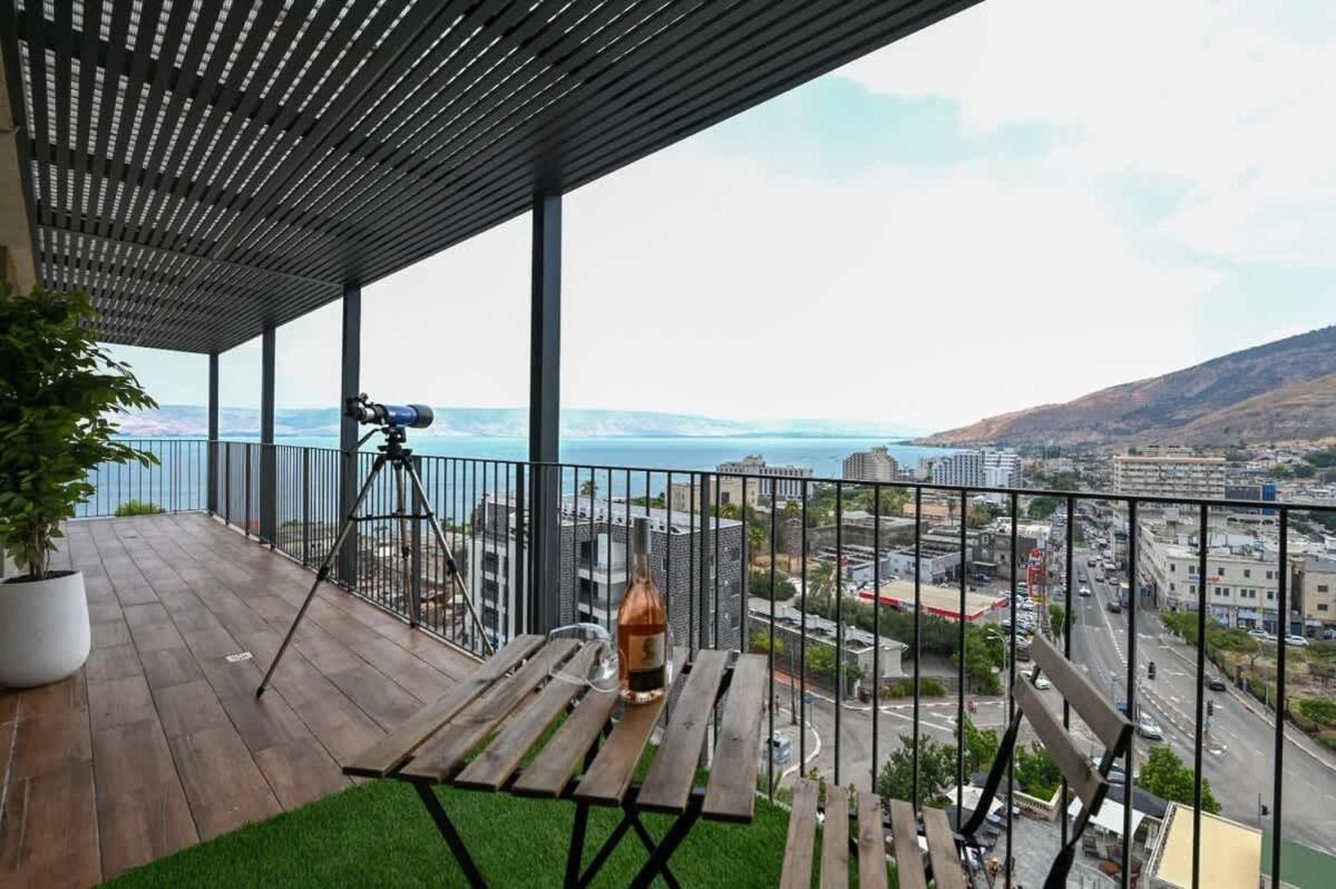 My View 2 bedroom apartment by the lake - B&B Tiberiade