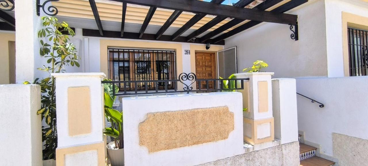 Sea Breeze Apartment, Vera Beach - B&B