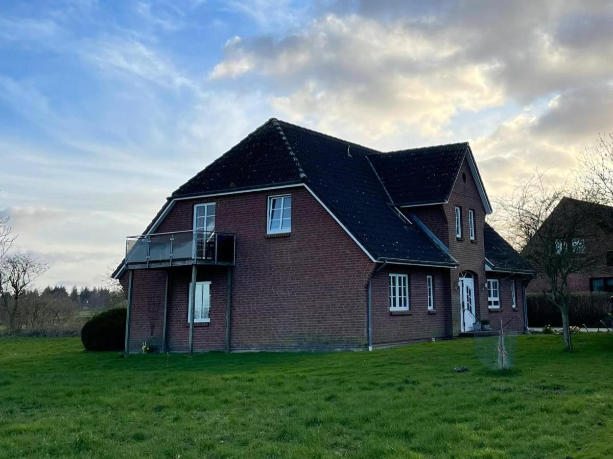 Ferienhaus Feldgeflüster - Ferienwohnung Hattstedt