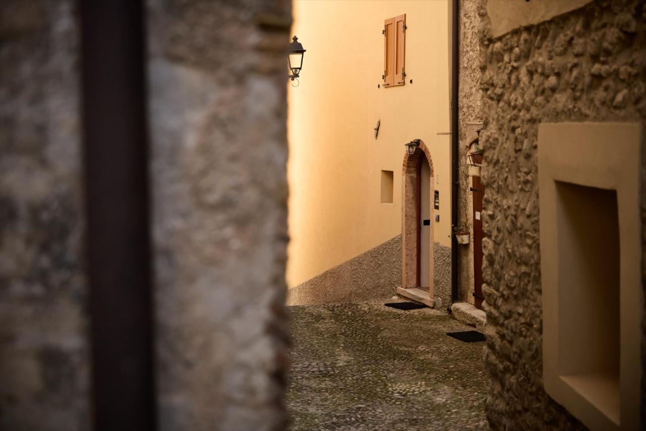 Rustic Family Friendly House - Ferienwohnung Brenzone