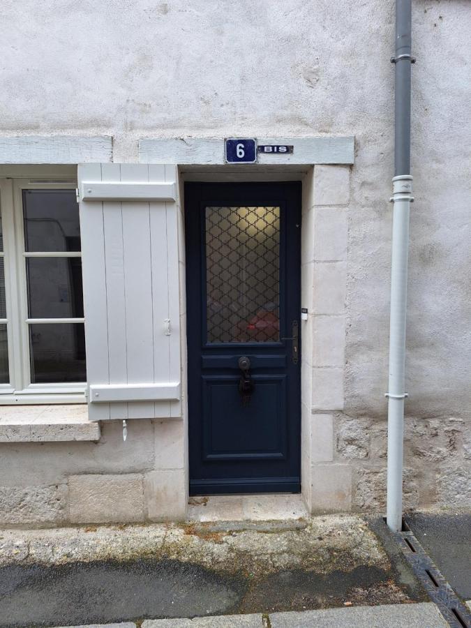 Notre Dame 2 - Entrée privative - Indépendant - 50m bords de Loire - Hypercentre - Chambres d’hôtes