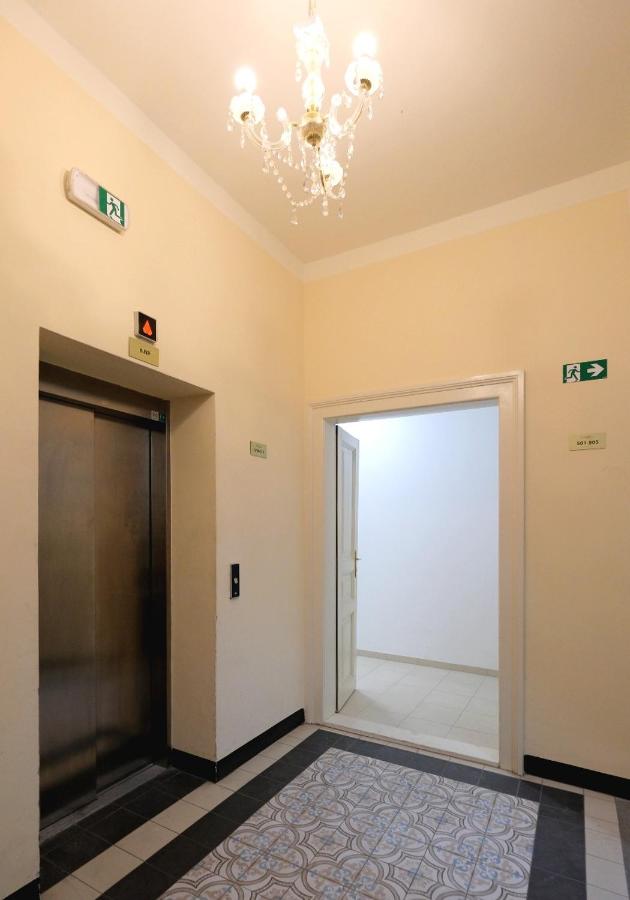 Luxemi Apartments I Wenceslas Square - B&B Prague