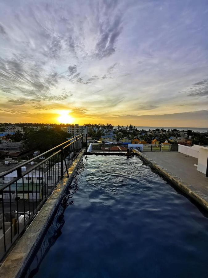 Coral Apartment 5 mins walk to the beach - B&B