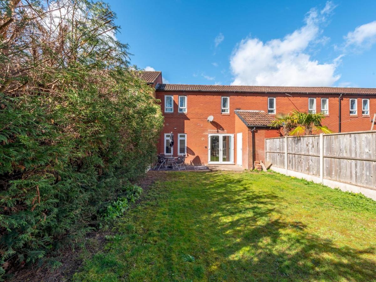 Pass the Keys Charming Home Garden Family-Friendly Telford - B&B