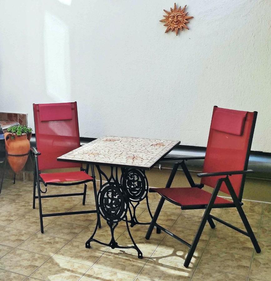 Era Apartman - B&B