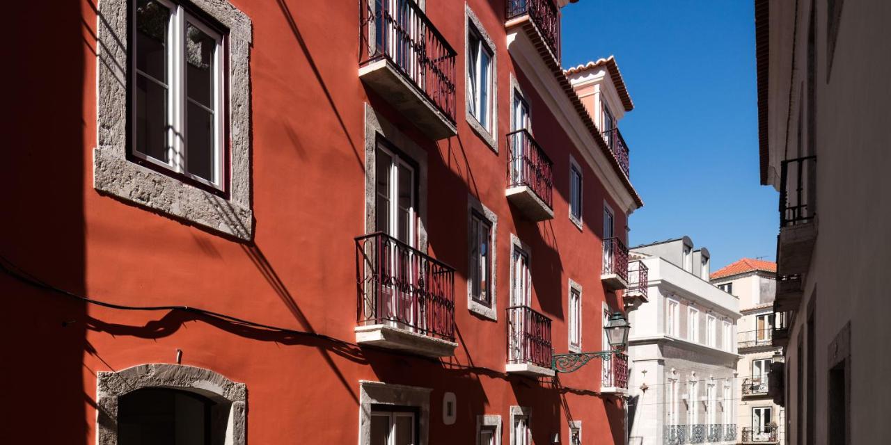 Lisbon Serviced Apartments - Bairro Alto - B&B