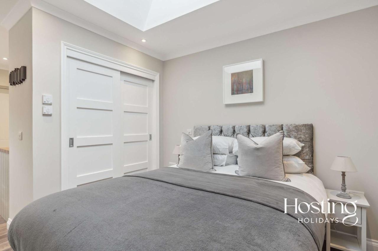 The Courtyard Apartments - Thyme - Ferienwohnung Henley-on-Thames