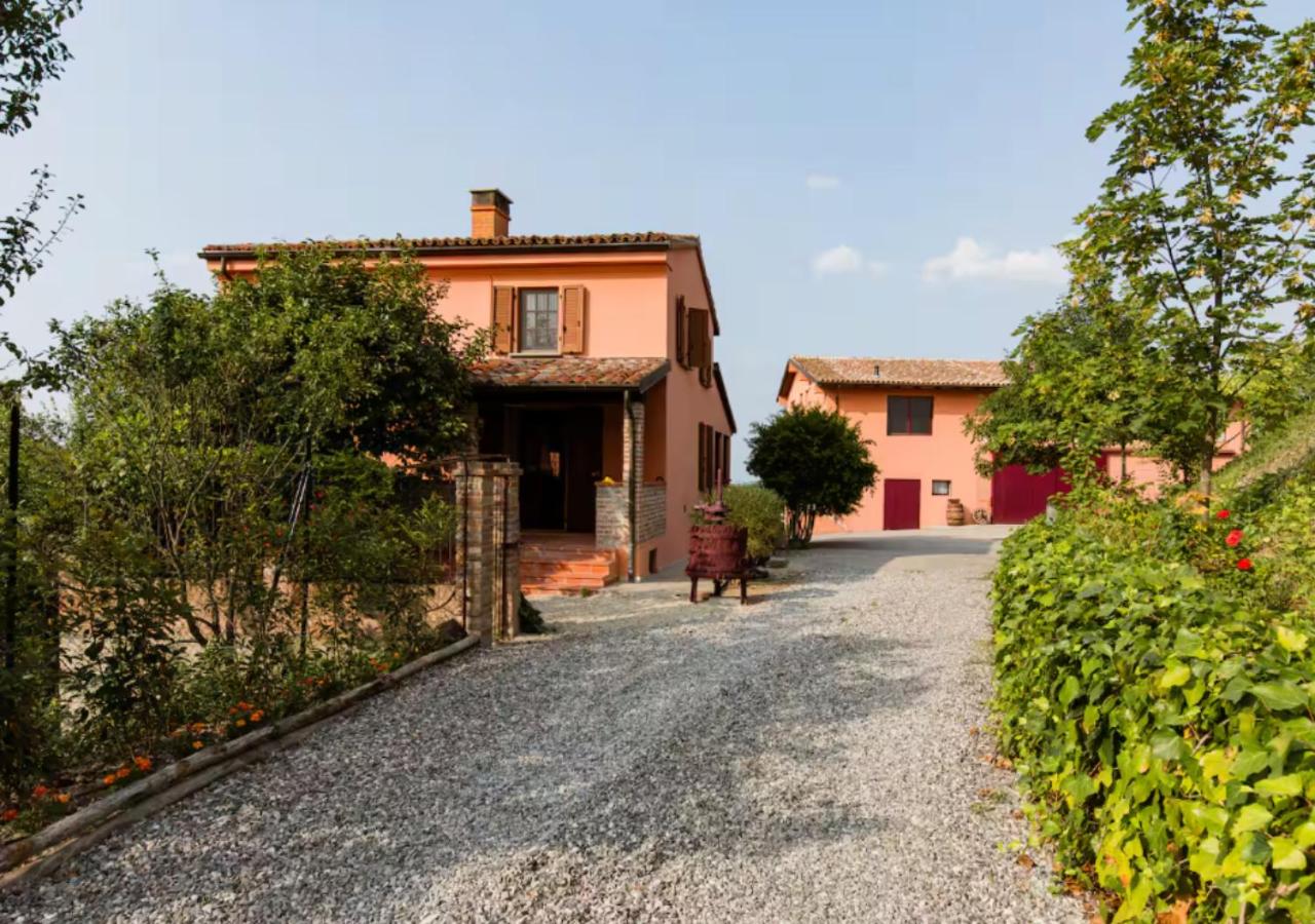 Villa Teresa - Villa & Piscina immersi nel vigneto! - Ferienwohnung Montecalvo Versiggia