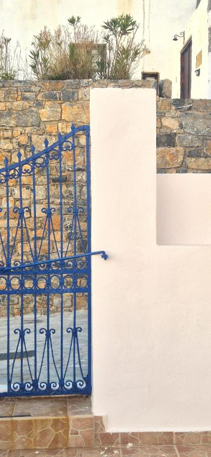 Sfakia On the Beach - B&B
