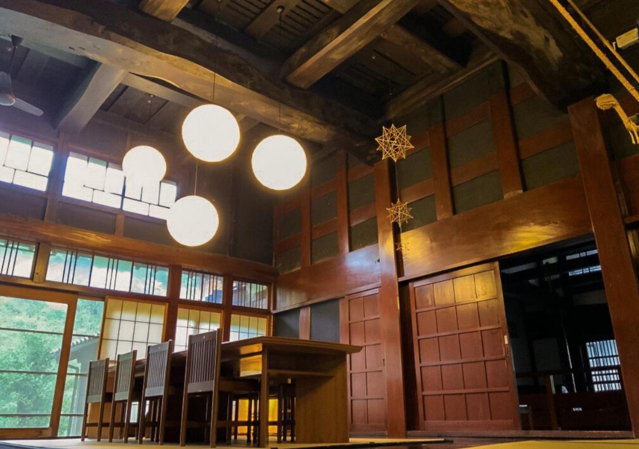 Japanese-Style Room